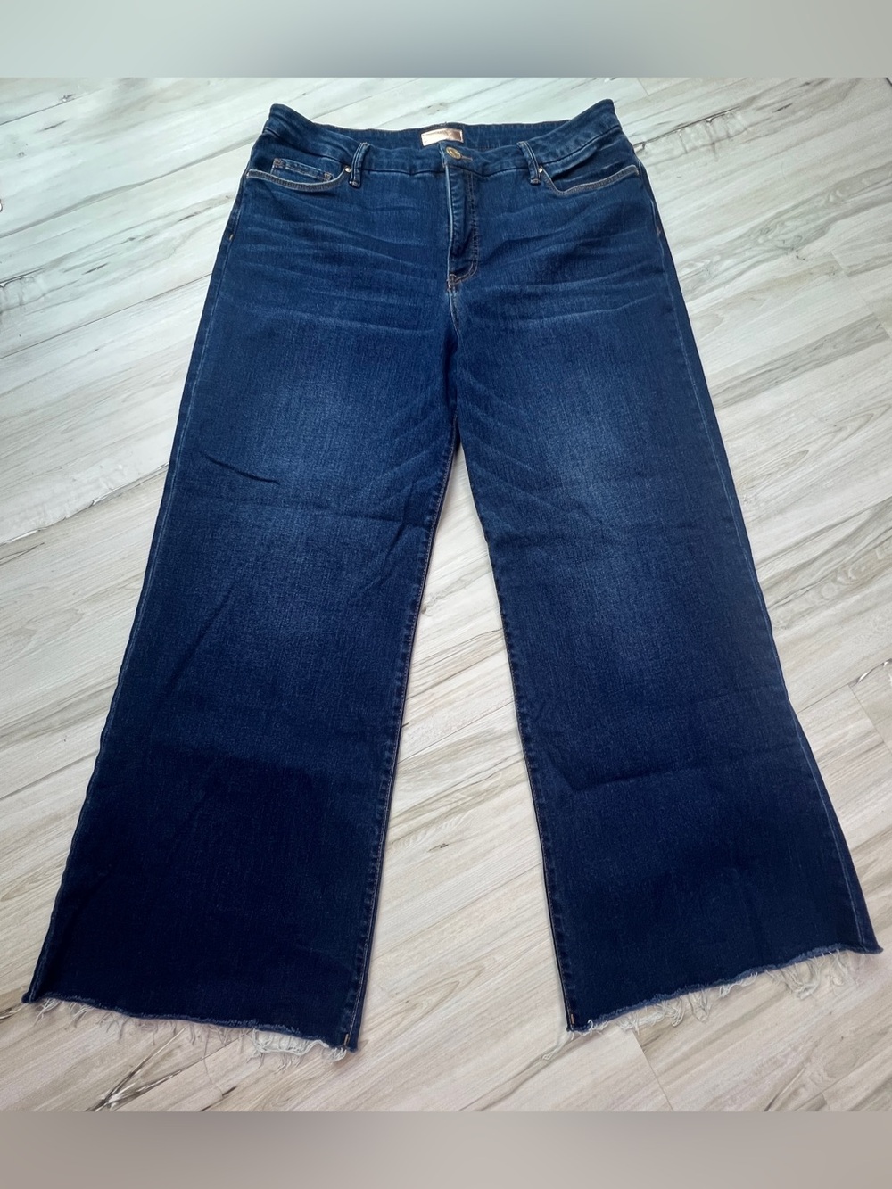 KUT Meg Wide Leg Cropped Jeans| Size 16 | Dark Wash | Stretch